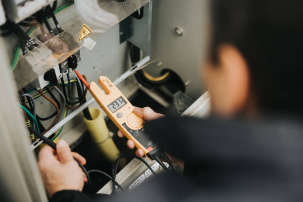 Best Commercial Electrician Services  in Smyrna, DE